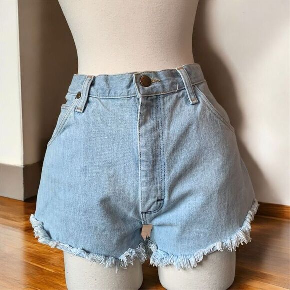 Vintage Wrangler Light Wash Shorts High Waisted Cutoff 27” - Picture 2 of 8